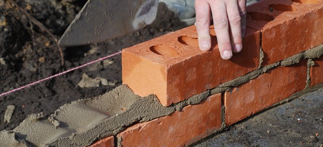 Which Type of Mortar Should I Be Using When Repointing My House?